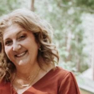 Meet your Posher, Pamela